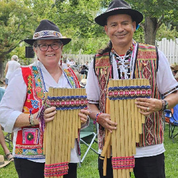 Photograph of Carlos Ocampo and Julie Lozada Ocampo